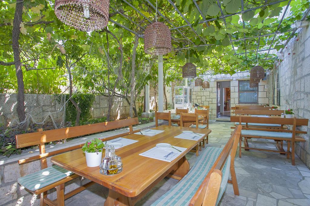 Guest House Lovric ルンバルダ エクステリア 写真